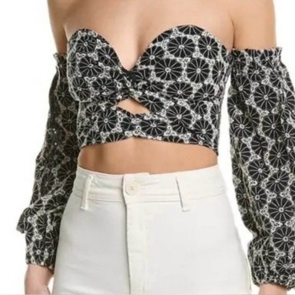 Black and White Floral top